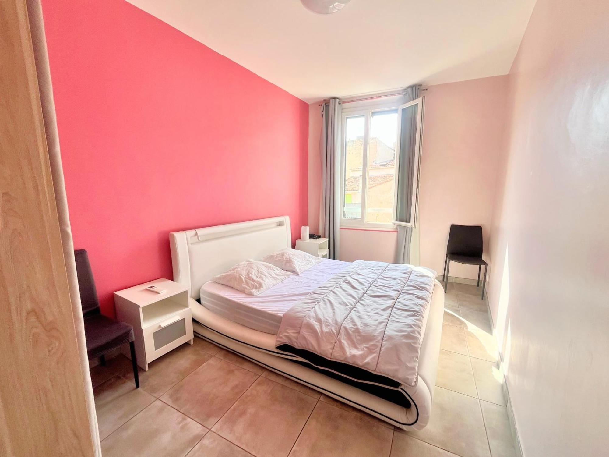 La Maison De Rose Cassis Bagian luar foto